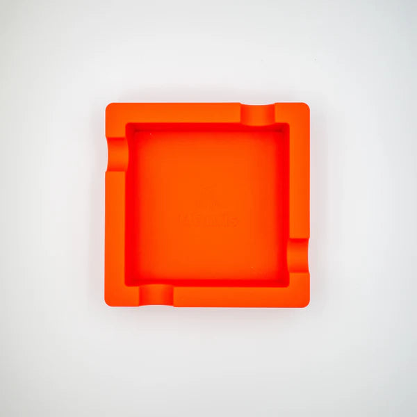 Flex Silicone Ashtray - Mantis Red
